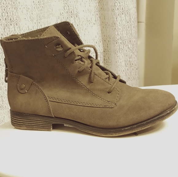 Crown Vintage Shoes - Crown Vintage Olive Green/Brown Lace-up Booties